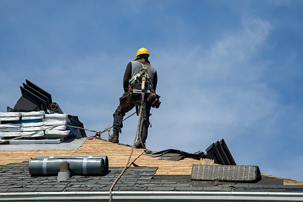 Professional Gutter Installation technician working in Cottage Grove, OR